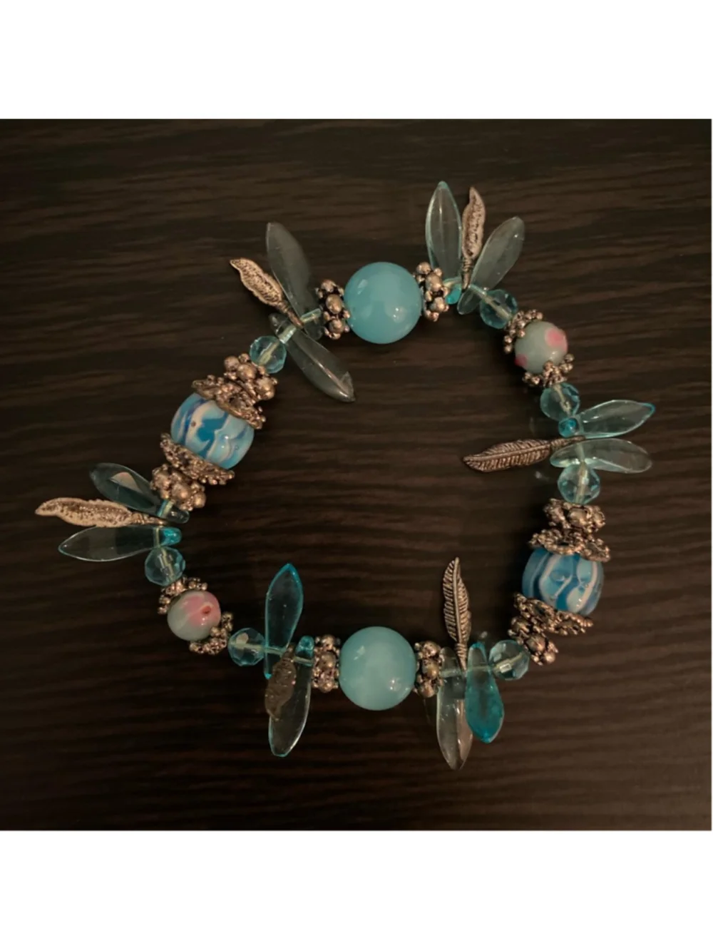 Beautiful blue stretchy bracelet 💙